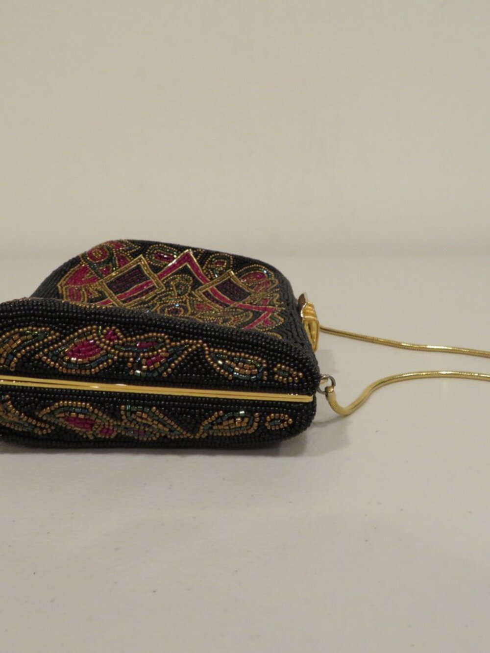 Walborg Black Red Iridescent Beaded Ornate Purse - Picture 11 of 16